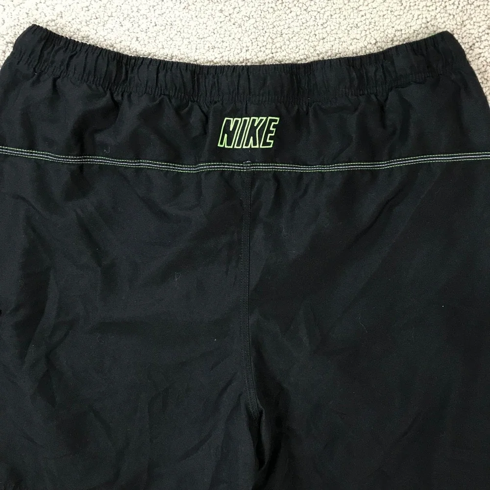 Nike Mens Swim Trunks Board Shorts XL Black Neon Green Mesh Liner Cargo Pocket